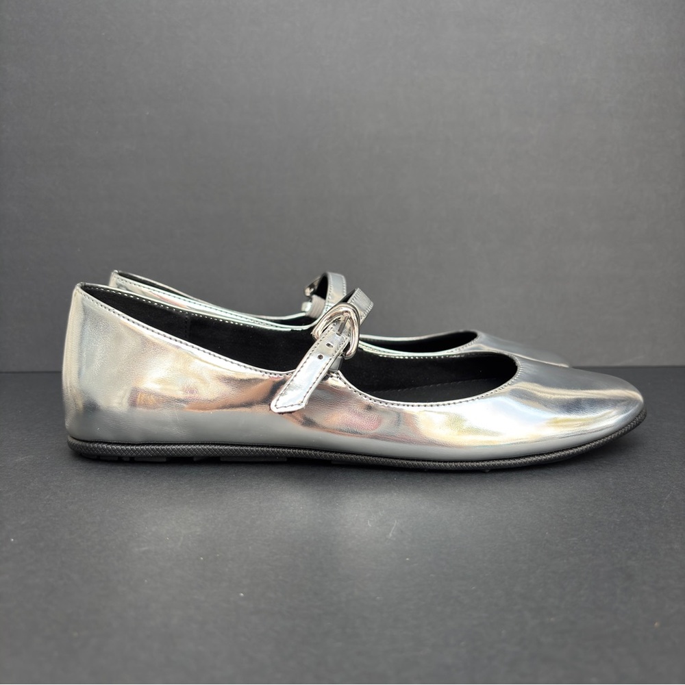 Aerosoles Y2K Metallic Silver Mary Jane Flats Size 7 - Picture 3 of 11